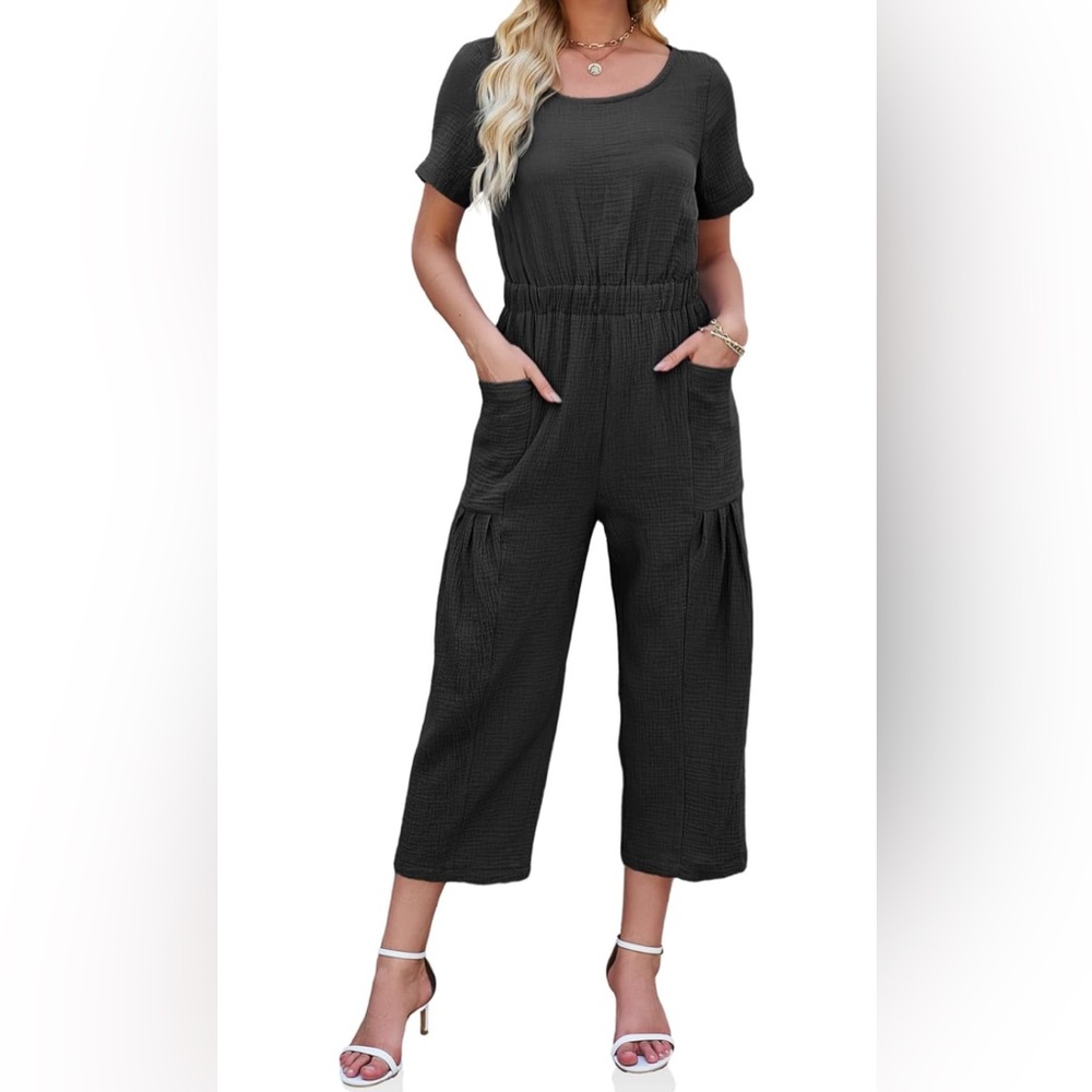 Women’s Black Short-Sleeve Wide-Leg Jumpsuit